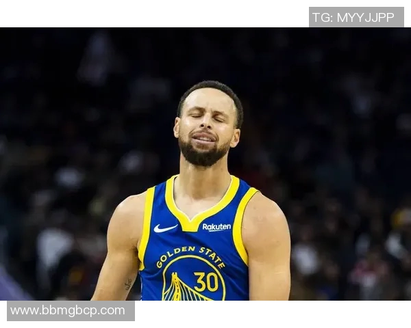 库里三分大赛决赛狂轰20球创历史纪录引发全场喝彩